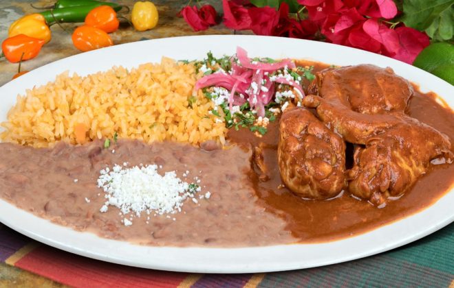 POLLO-EN-MOLE